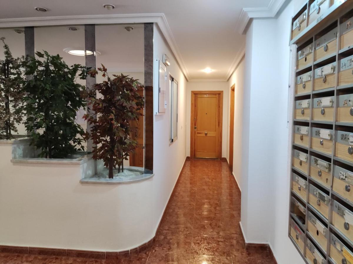 Ak Apartamento En Torrevieja Exterior foto